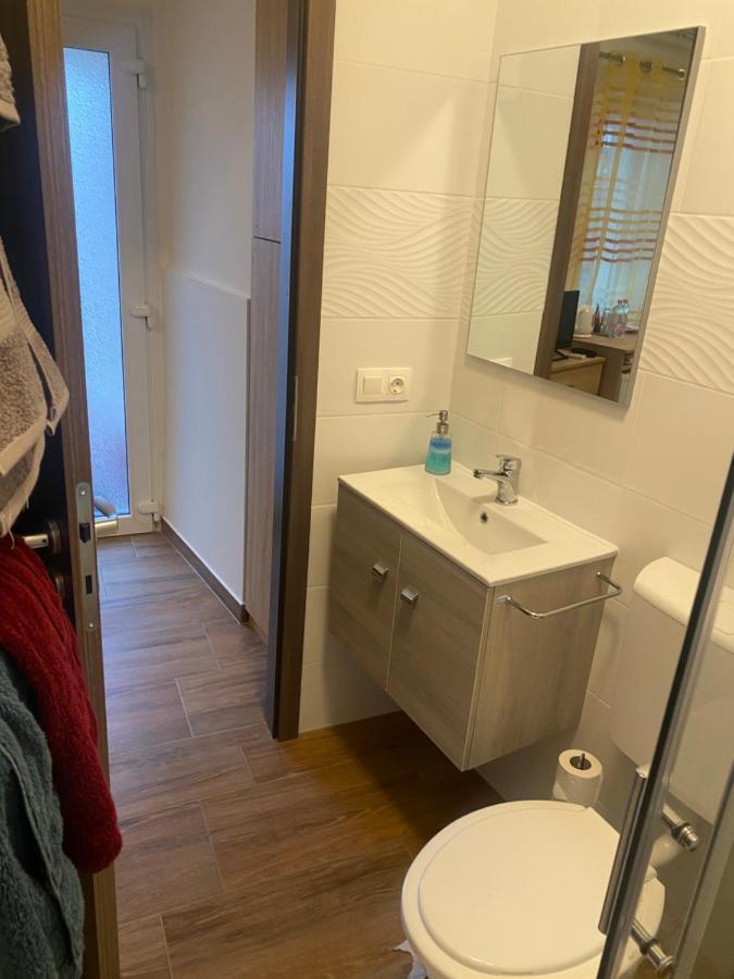 Beugro Lak Hotel Esztergom Eksteriør billede